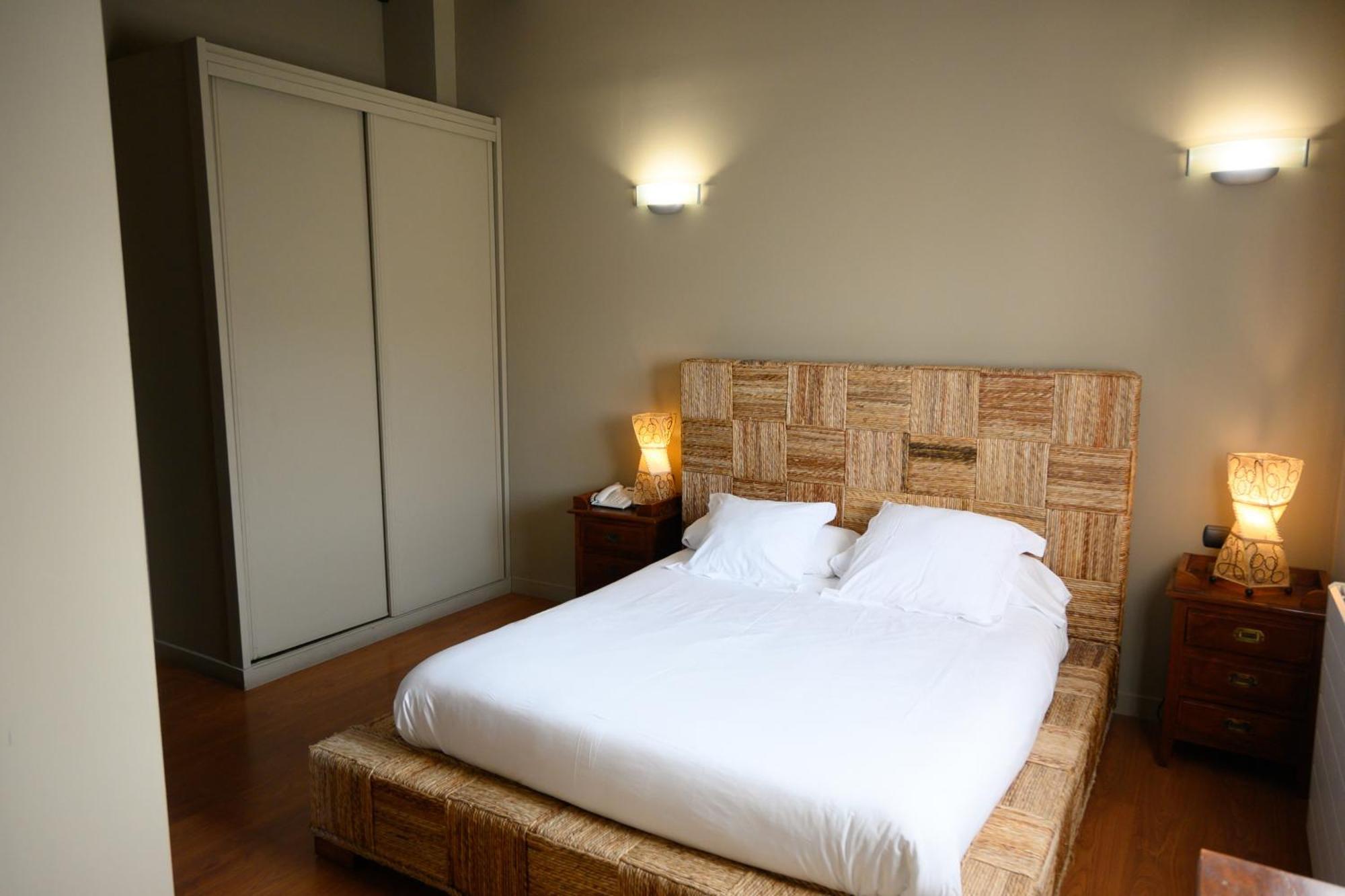 Hotel Spa Gametxo Ibarrangelu Ruang foto